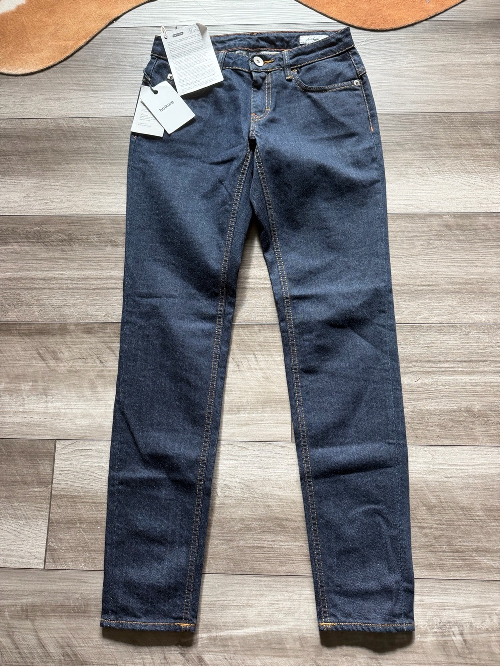 Haikure perina Women's Skinny Jeans in Dark Indigo 30